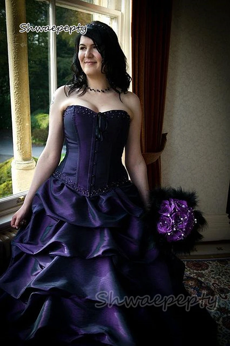 Gothic Purple Wedding Dress Crystals Beaded Sleeveless Ruched Royal Purple Satin Wave Bridal Gown Customized Women Dress 2024