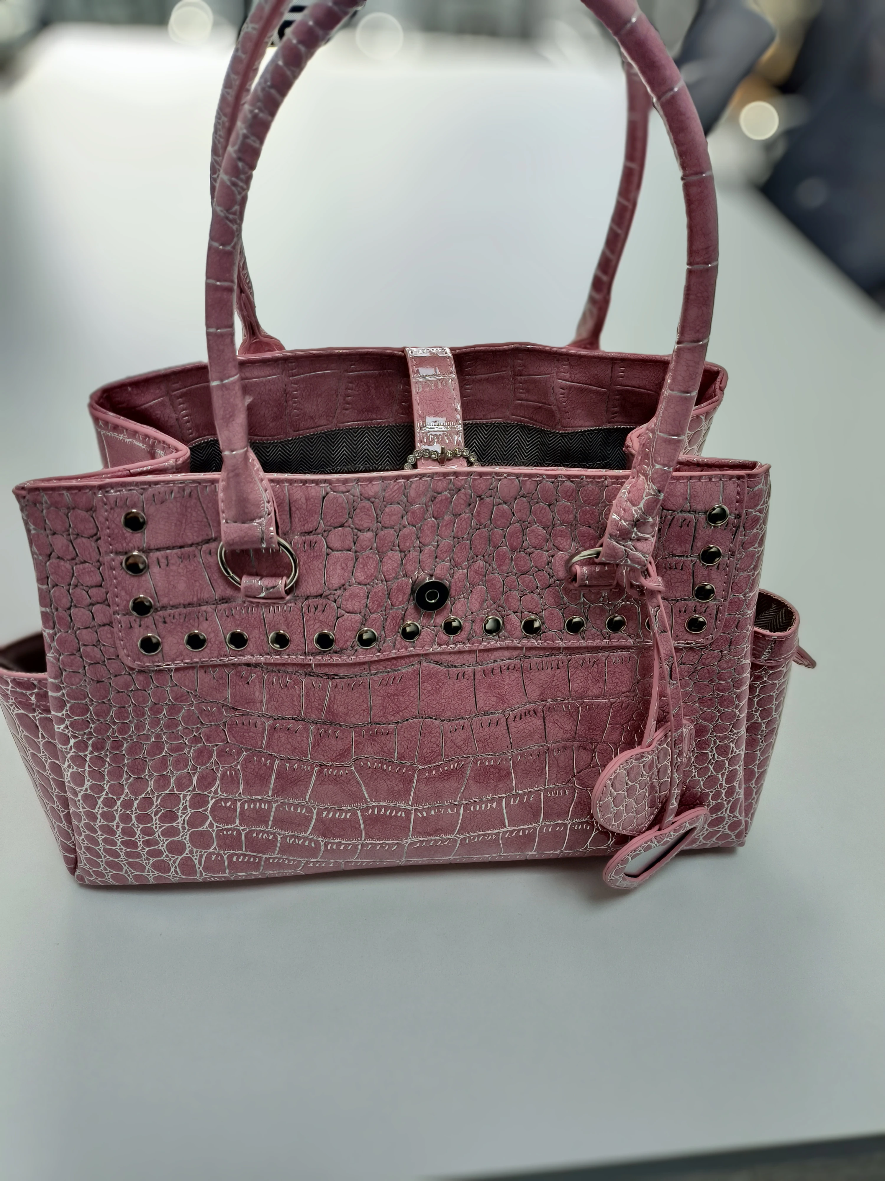 Umhängetasche mit Krokodilmuster und Prägung, Damenhandtasche mit großem Fassungsvermögen, Designer-Aktentasche, Y2k-Mädchen-Pendlermode-Handtasche, Rosa – Detail 1