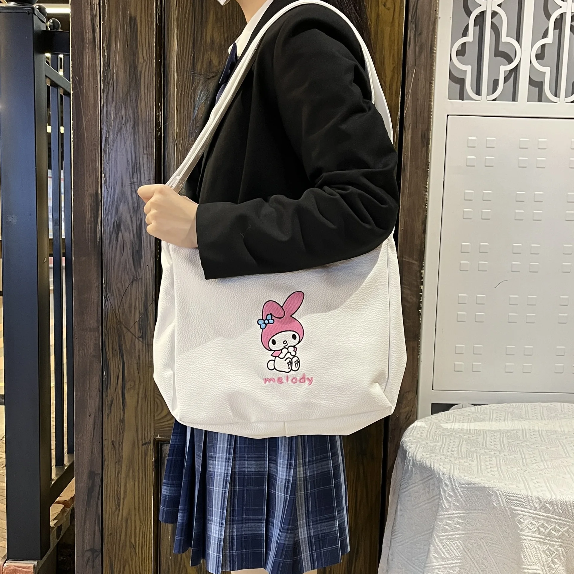 1 szt. Proste torby Crossbody o dużej pojemności i torby na jedno ramię Sanrio Cinnamoroll, Kuromi, moja melodia i piekielne