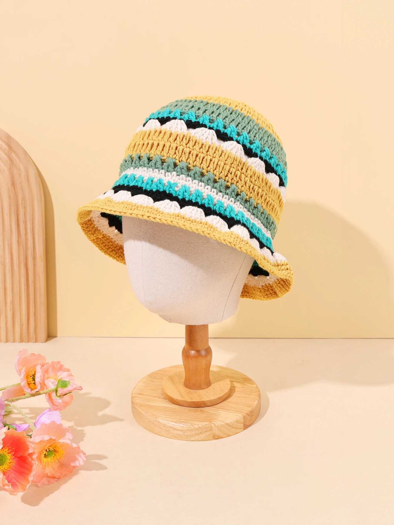 قطعة واحدة من قبعة منسوجة مصنوعة يدويًا مع تصميم زهور عصري، قبعة صيد للدفء في الخريف والشتاء #2