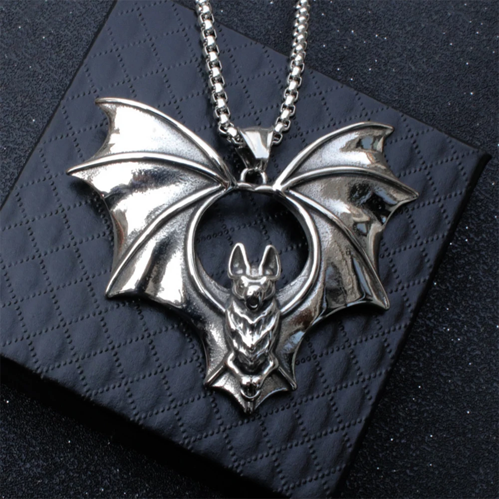 Flying Bat Pendant Necklace For Women Men Hip Hop Punk Silver Color Stainless Steel Chain Vintage Gothic Jewelry Halloween Gifts