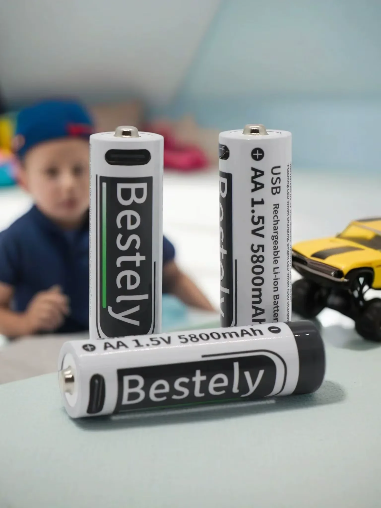 New 1.5V AA 5800mAh+AAA 3600mAh Lithium rechargeable Battery,USB Fast Charging Li-ion Battery , 2000 Cycles with USB- C Cable