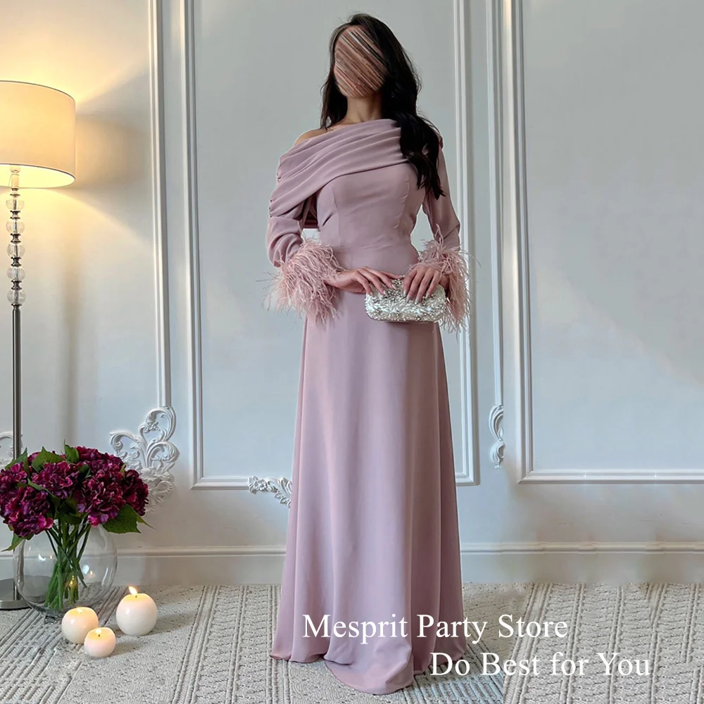 

Dusty Pink Prom Dress Feathers Dubai Party Gown Long Sleeves Pleat Chiffon Floor Length A Line Saudi Evening Dress 2024