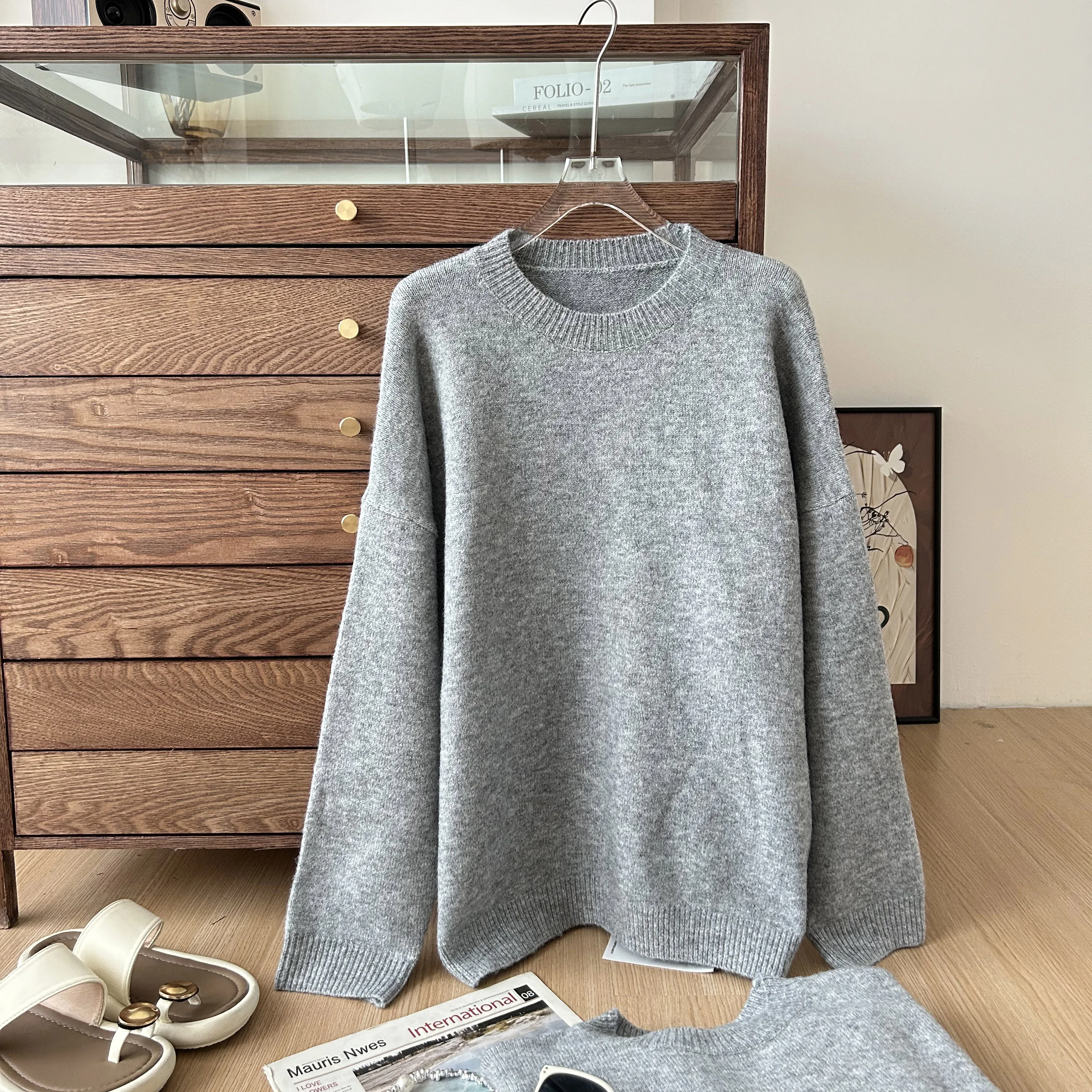 High-quality Gray Raccoon Velvet Round Neck Pullover Sweater Women's Autumn and Winter Soft and Glutinous Loose Knit Top