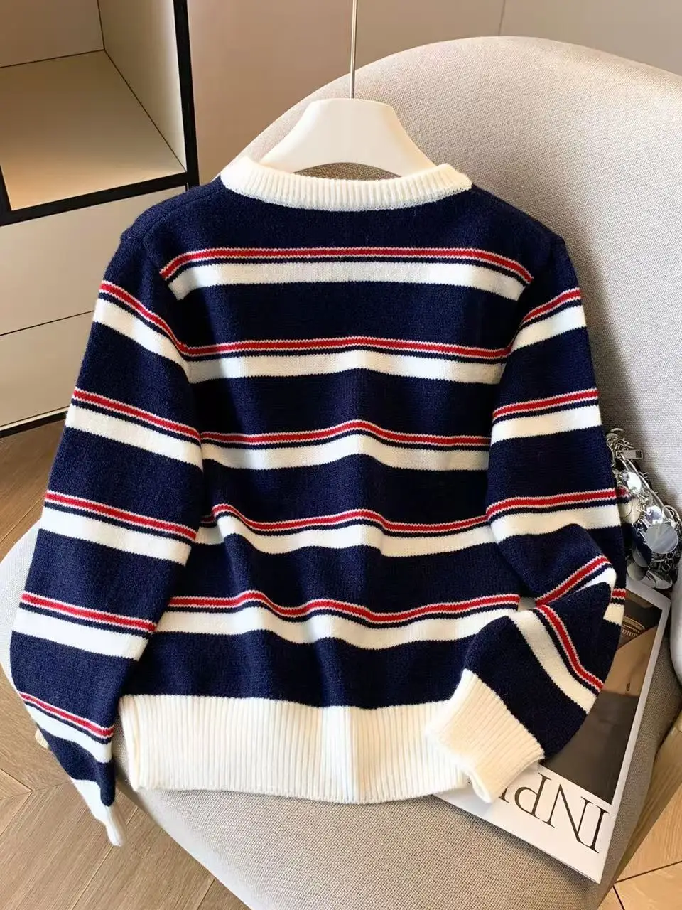 한국 스타일 스트라이프 컬러 블록 니트 오픈 가디건 탑 가을 시즌 자수 스웨터 정규 핏 출퇴근 패션