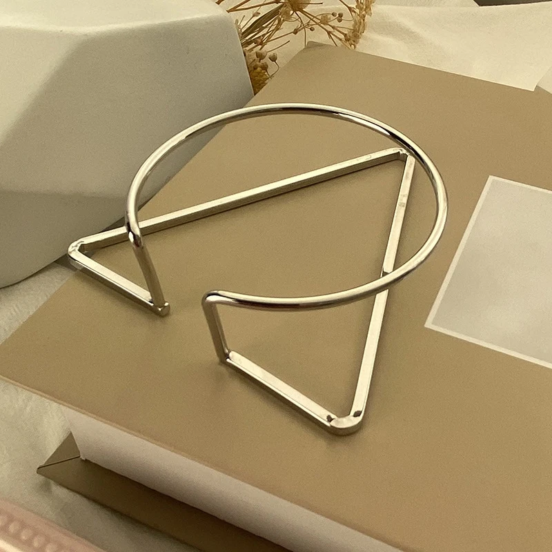 Serviette à trois coins de style nordique haut de gamme, modèle de structure souple, meubles de chambre, ornements britanniques, anneau de serviette