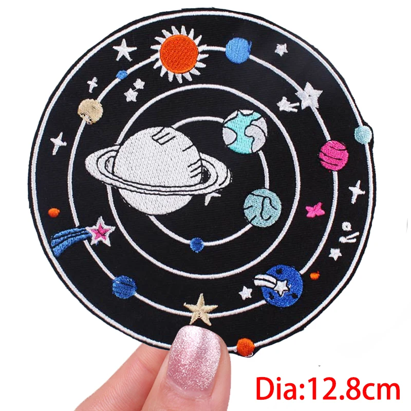 Space Patch Planet Iron On Patch per abbigliamento balene toppe ricamate su giacche vestiti Patch per cucire adesivi fai da te distintivi