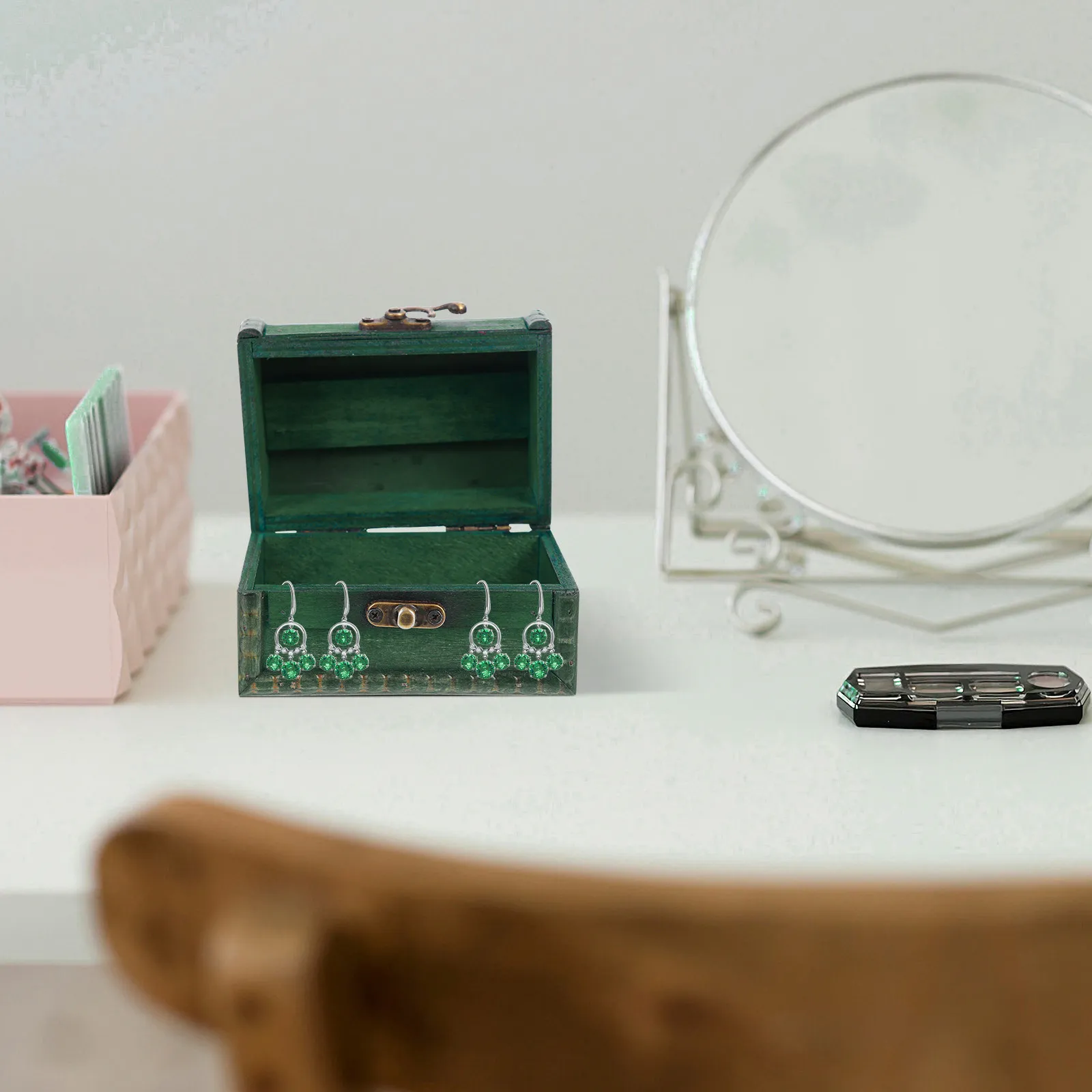 Retro Wooden Jewelry Storage Box Vintage Trinket Case Portable Organizer for Jewelry Rings Earrings Bracelets Sundries Container