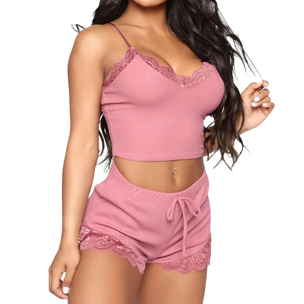 Conjunto de pijama feminino monocromático com decote em v, top chique com renda, shorts de cintura alta, roupa casual verão