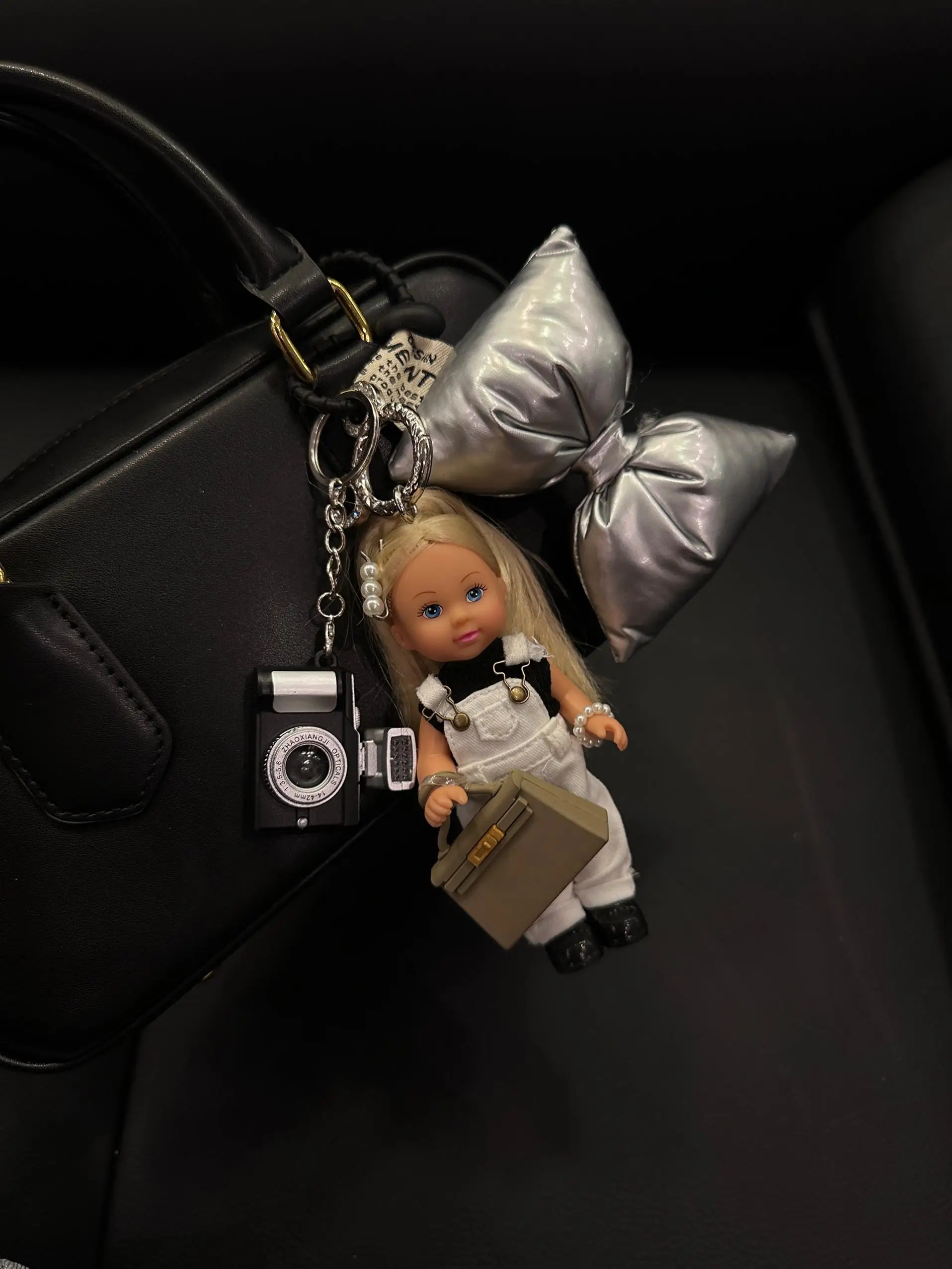 Dophee Original Princess Bag Pendant Vintage Sweater Bow Doll Backpack Decoration Sweet Lady Keychain Car Accessories 2025
