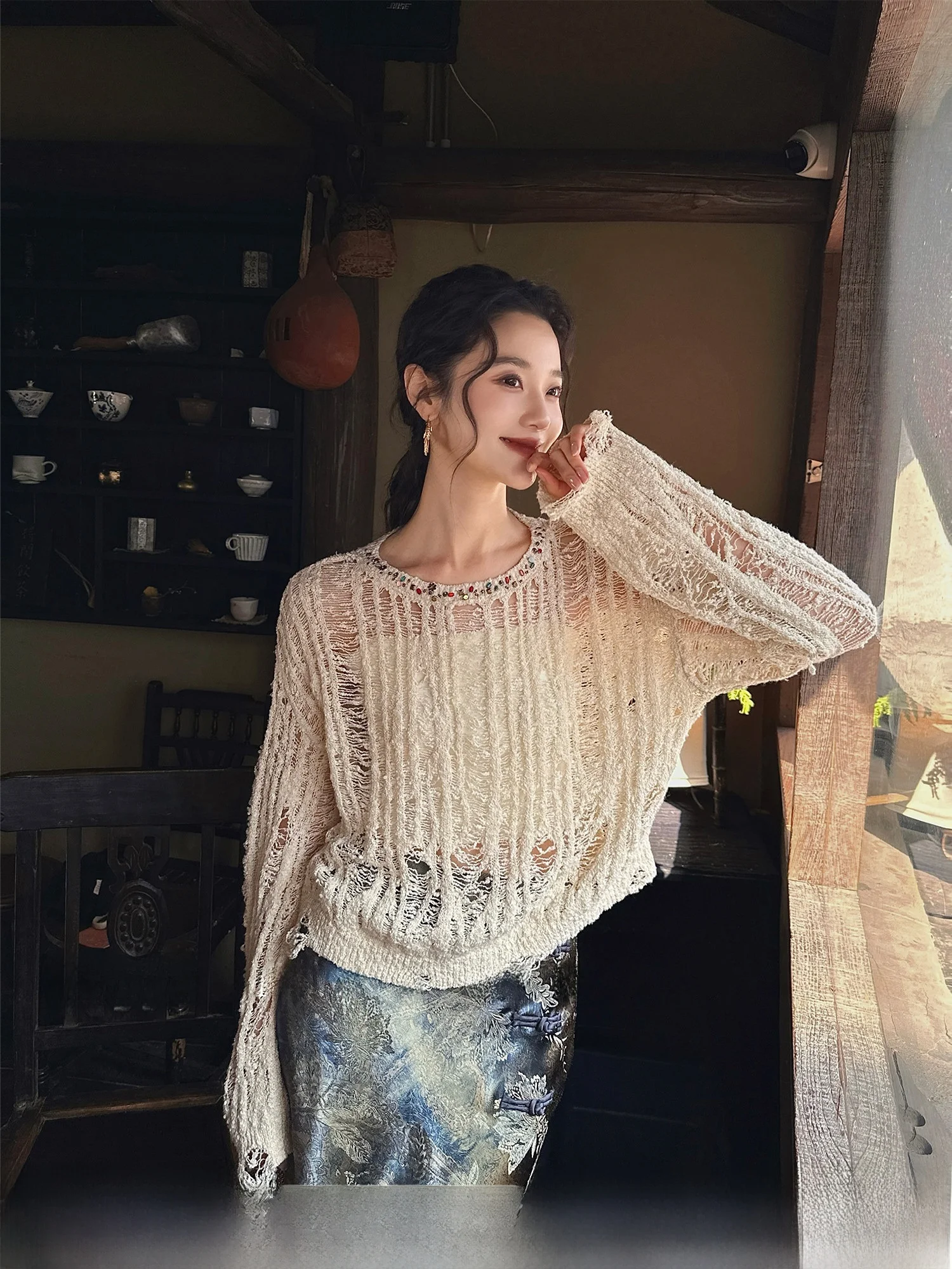 

Элегантный вязаный топ ручной работы с черными цветами и бамбуковым узором, ажурный, для ранней весны, из смесового хлопка, с длинными рукавами, женская рубашка