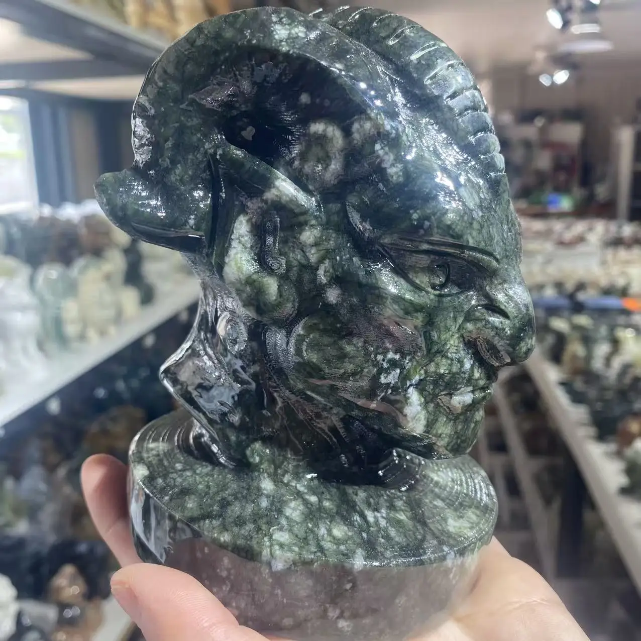 Natural hsiuyen jad crystal and quartz carved human head sheep. It has the power of healing energy, can purify the environment