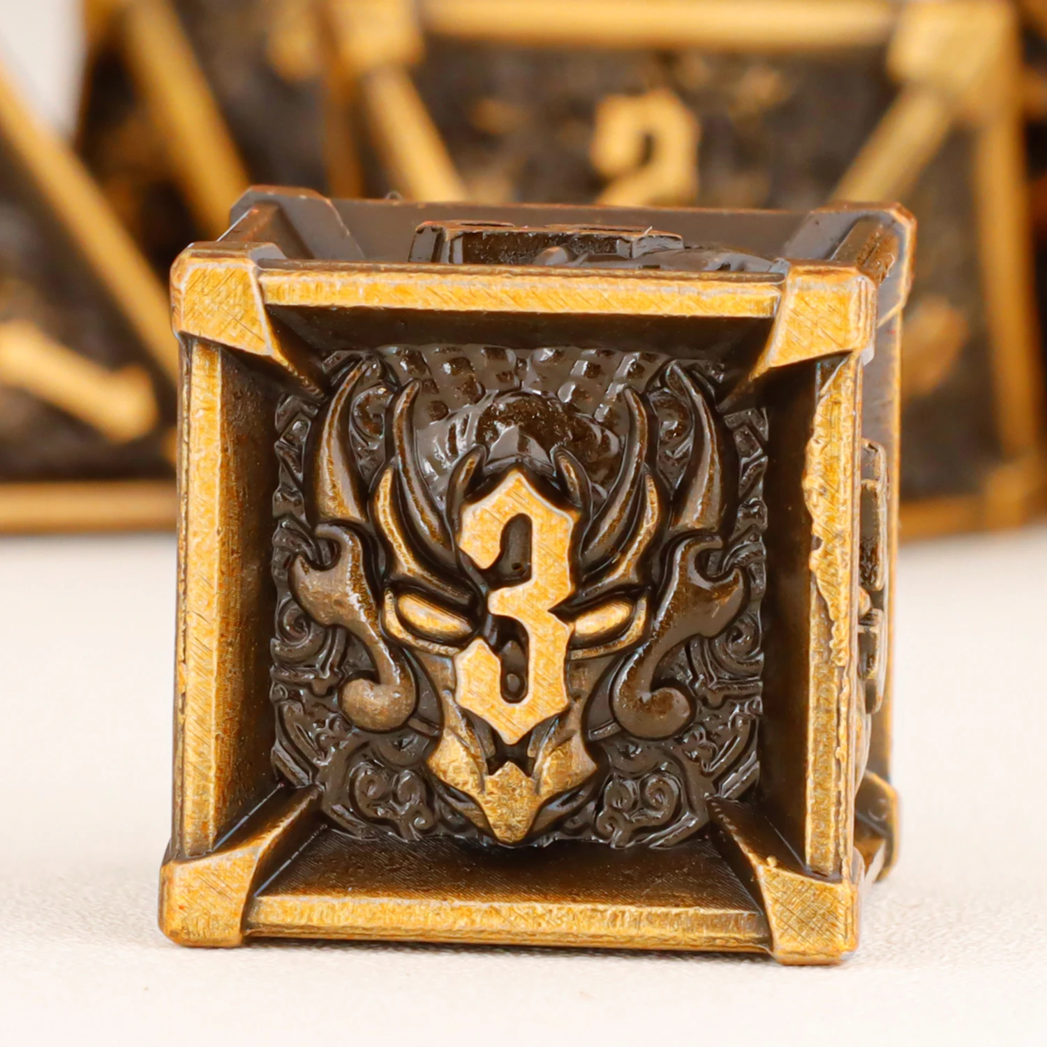 

Набор металлических многогранных игральных костей подходит для подземелья и дракона ролевые игры для исследователей искусственные игры Набор игральных костей для D & D