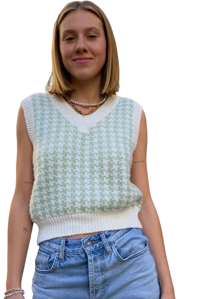 

Women V Neck Sleeveless Knit Vest Summer Casual Loose Knit Top Elastic V Neck Pullover Sweater Female Streetwear