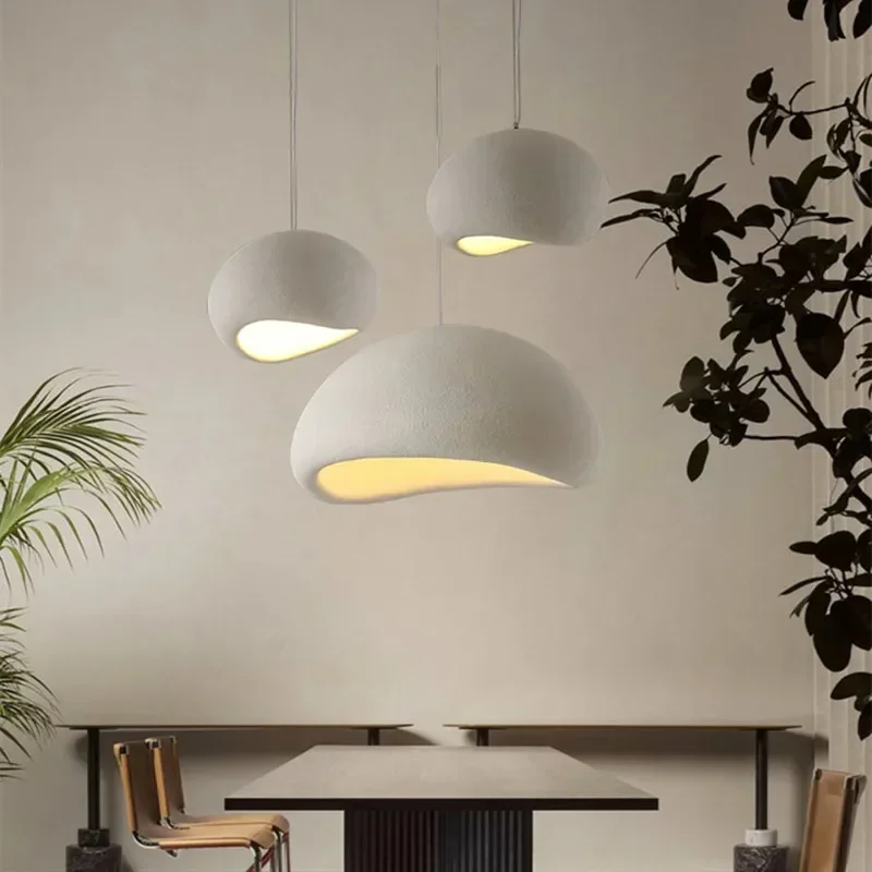 Plafonnier LED Suspendu au Design Minimaliste, Luminaire Décoratif d\'Nik, Idéal pour un Salon, une Cuisine ou un Restaurant