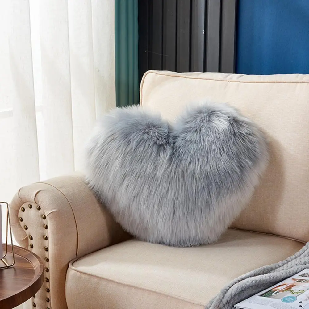 Cute Heart-shaped Furry Cushion Cover Fluffy Heart Pillow Cover Plush Heart-shaped Pillowcases Fluffy Decorative Throw for Women