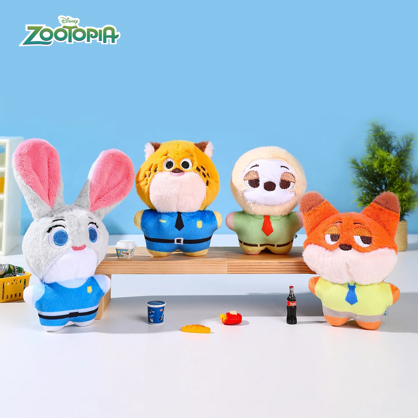 قلادة حقيبة دمية Miniso الأصلية Zootopia Judy Fox Nick للنساء من القطيفة على شكل دمية صرير