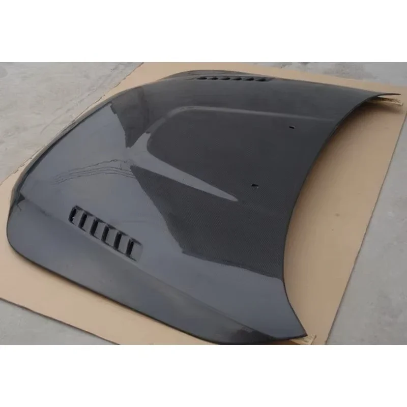

Professional production of car modification accessories E60 to carbon fiber cover, carbon fiber Taiwan hood cover