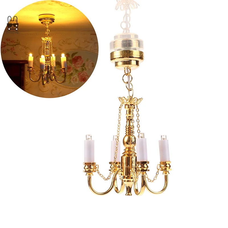 Lámpara de techo LED en miniatura para casa de muñecas, candelabro dorado, luces de iluminación, funciona con pilas, modelo de muebles, juguete de decoración, 1:12