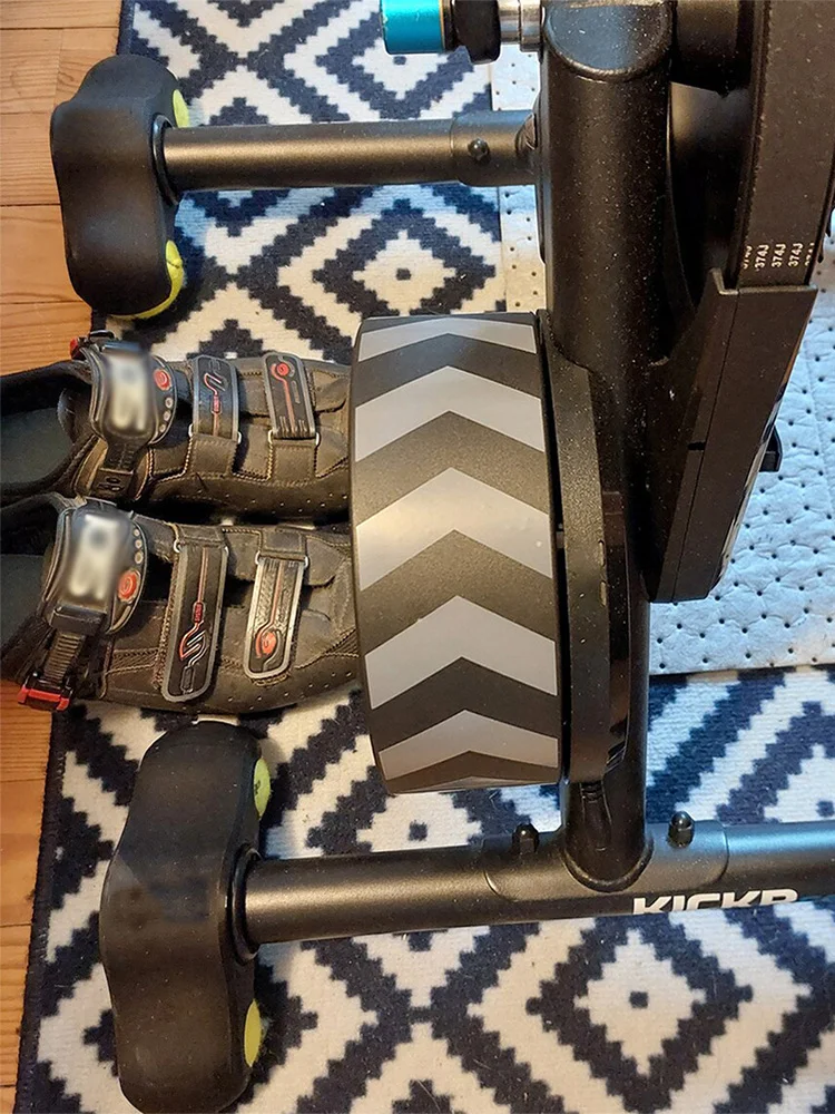 AliExpress NONE 2/4 Pack Tennis Ball Foot Pads Shock Absorbing Indoor Cycling Snap Rocker Feet Adapters Rocker Plate Feet for Smart Bike Trainer