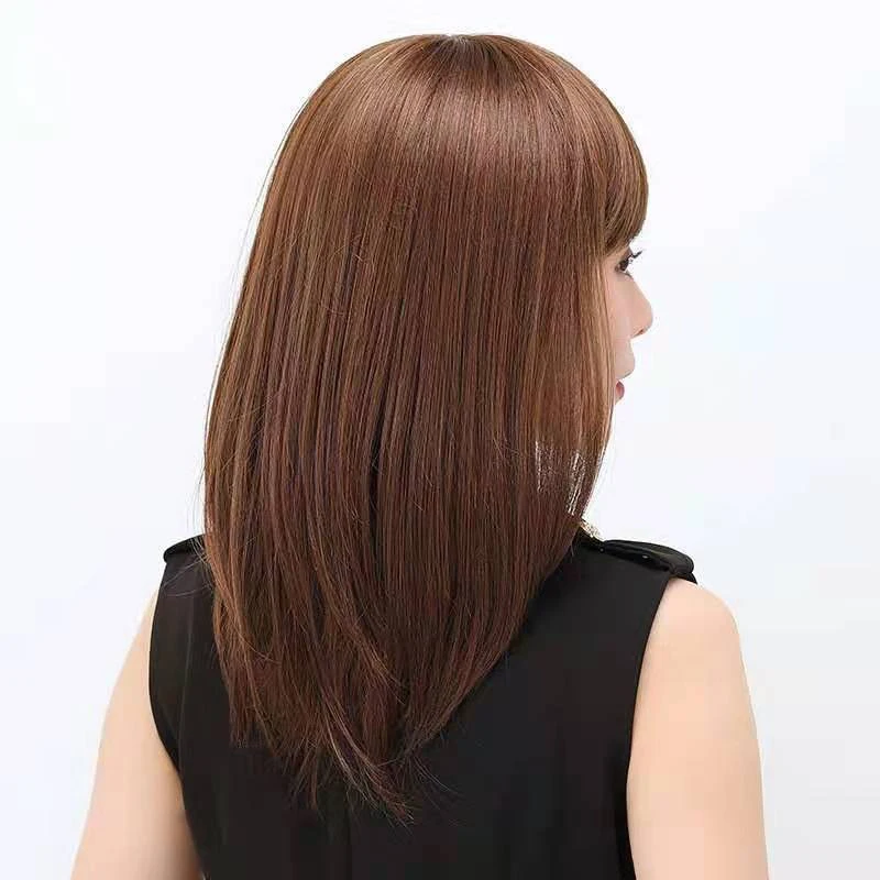 Vrouw Middelbare leeftijd Zijwaarts geveegde pony Schouderlengte haar Dame Dagelijkse match Natuur Sleutelbeen Pruik Feesthoofddeksels Halflang haar