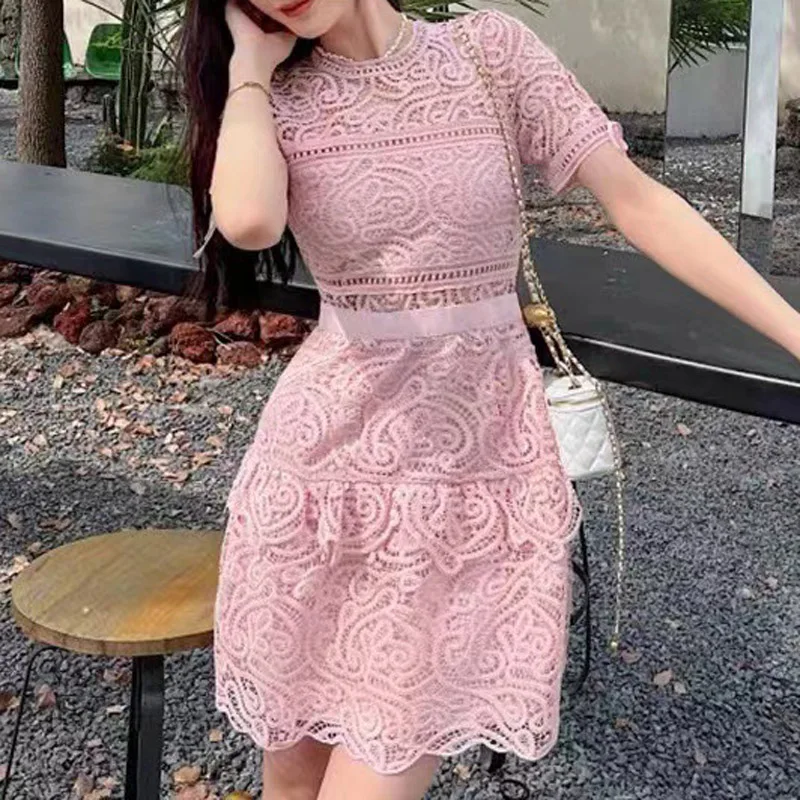 

Elegant Lady Floral Embroidery Dress Casual O-neck Short Sleeve Slim Dresses Spring 2023 Vintage High Waist Vestidos for Women