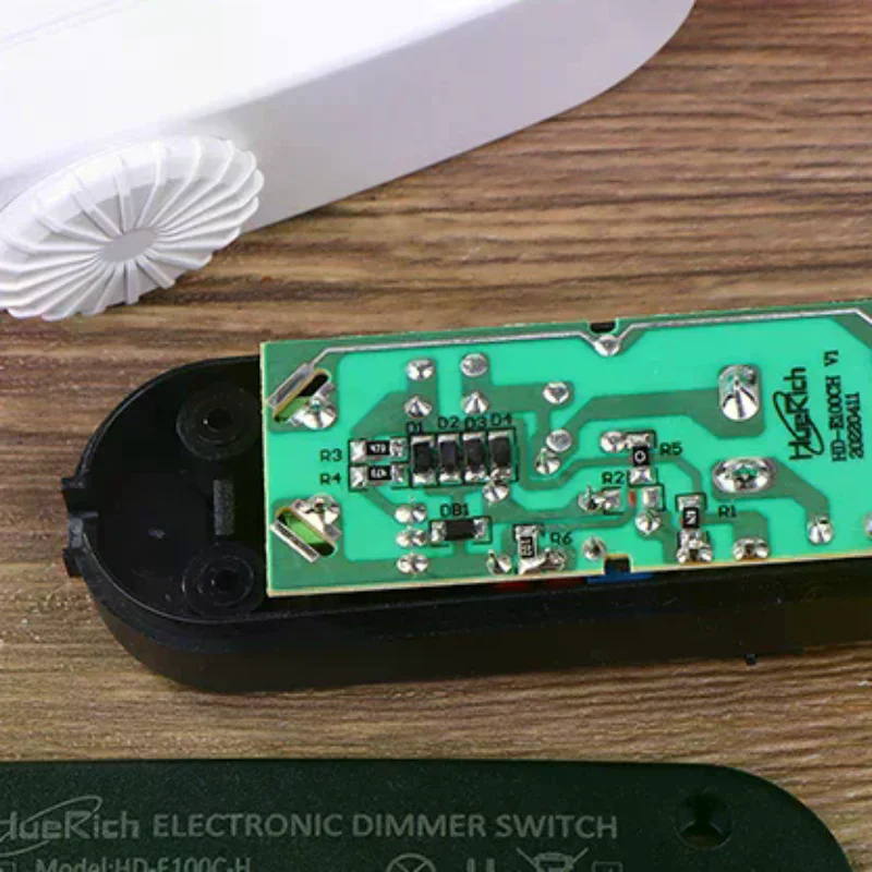 

Светодиодный диммер ЕС, 120 В/220 В, полнодиапазонный поворотный диммер, линейный переключатель лампы для настольной лампы/светодиодной лампы/галогенных ламп