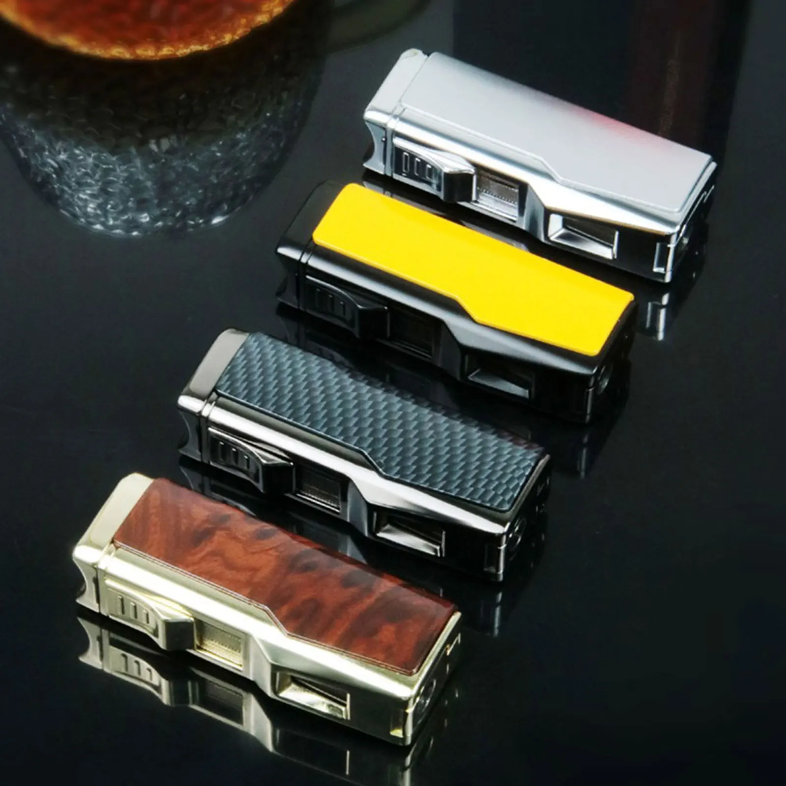 

Зажигалка с четырьмя струйными пламенными горелками и резаком для сигар, многофункциональные регулируемые бутановые зажигалки, подарок для мужчин