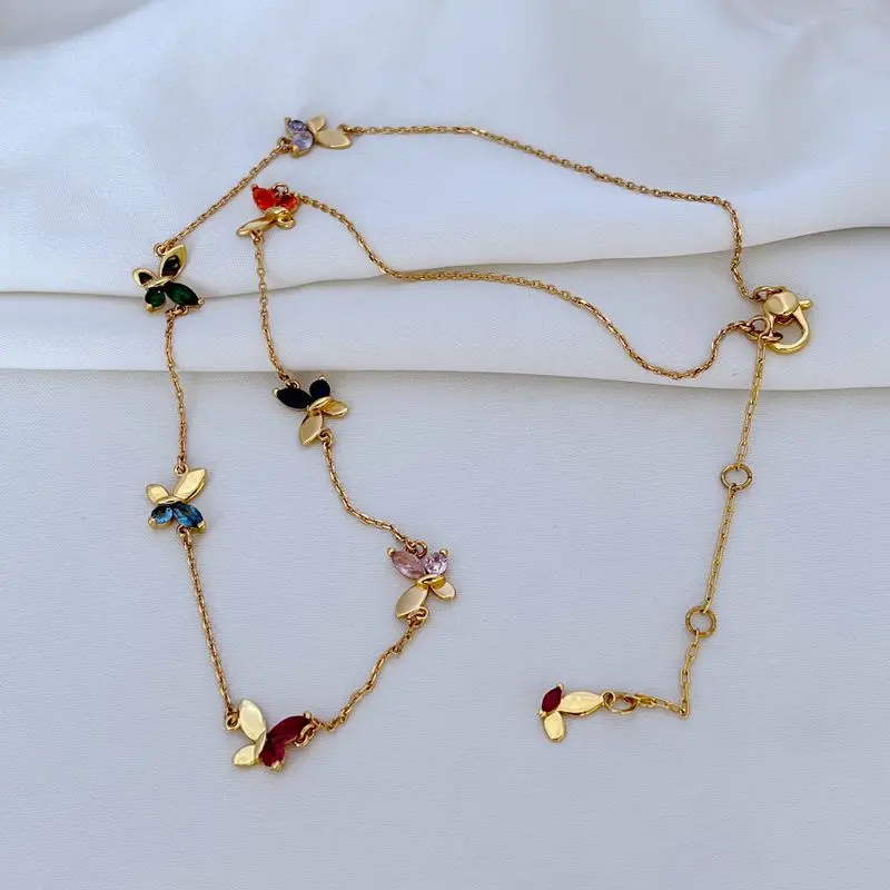 KS الأوروبية امرأة جميلة مزاجه الموضة حية ولطيفة سبعة ألوان فراشة قلادة مجموعة أساور خمسة ألوان
