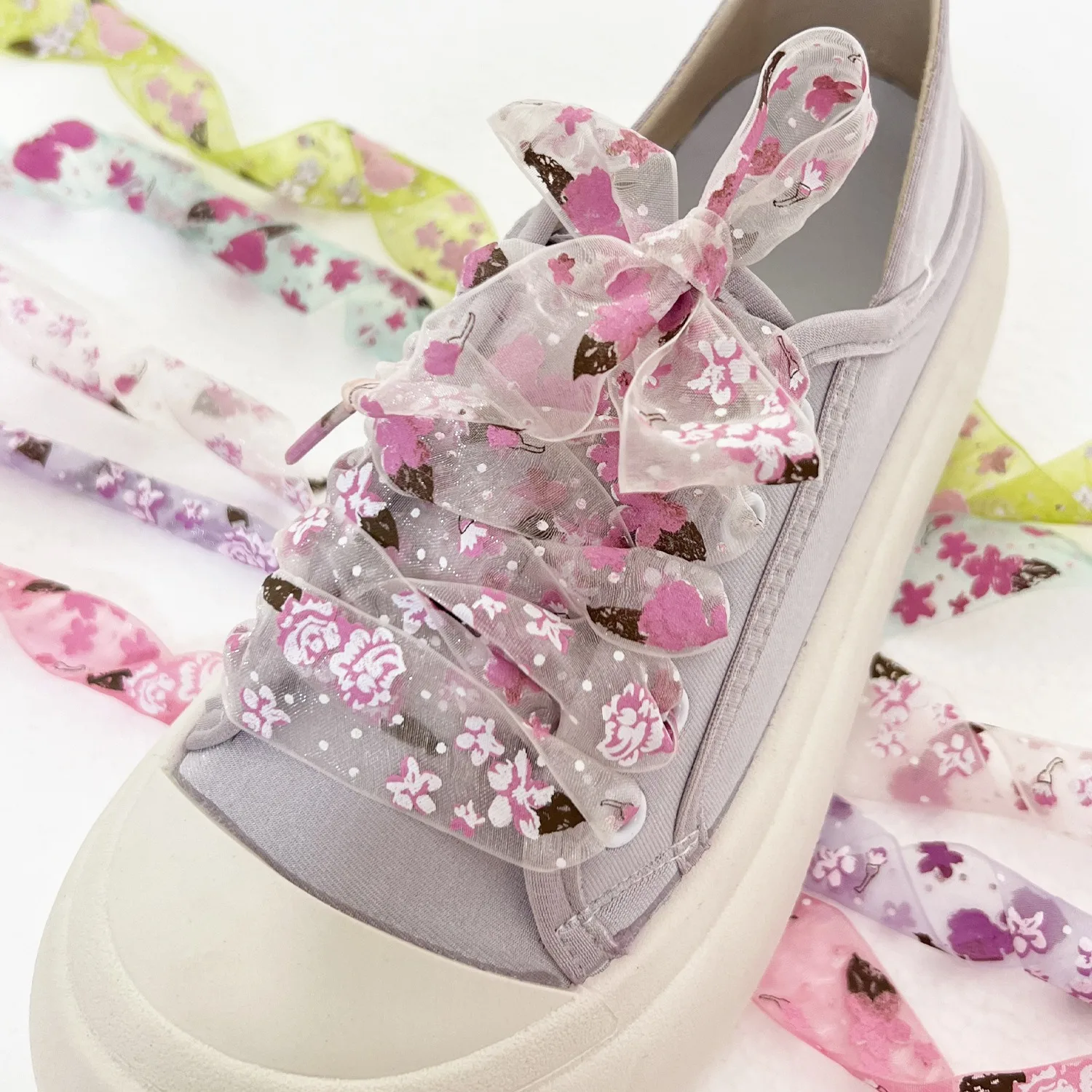 1 Paar neue Organza-Schnürsenkel, verträumtes Schneegarn, transparente Schnürsenkel, 2,6 cm Breite, flache Schnürsenkel, bedruckte Spitze, Schnürsenkel für Sneakers für Damen