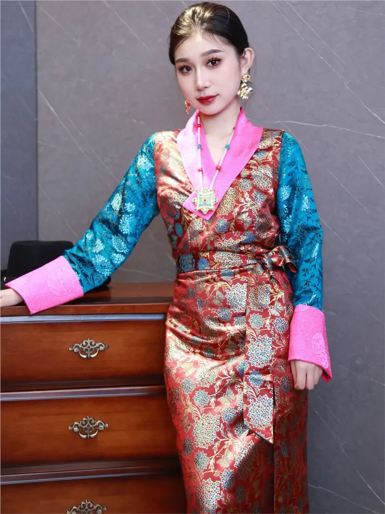Silk dress for women's elegant and refined style new clothing