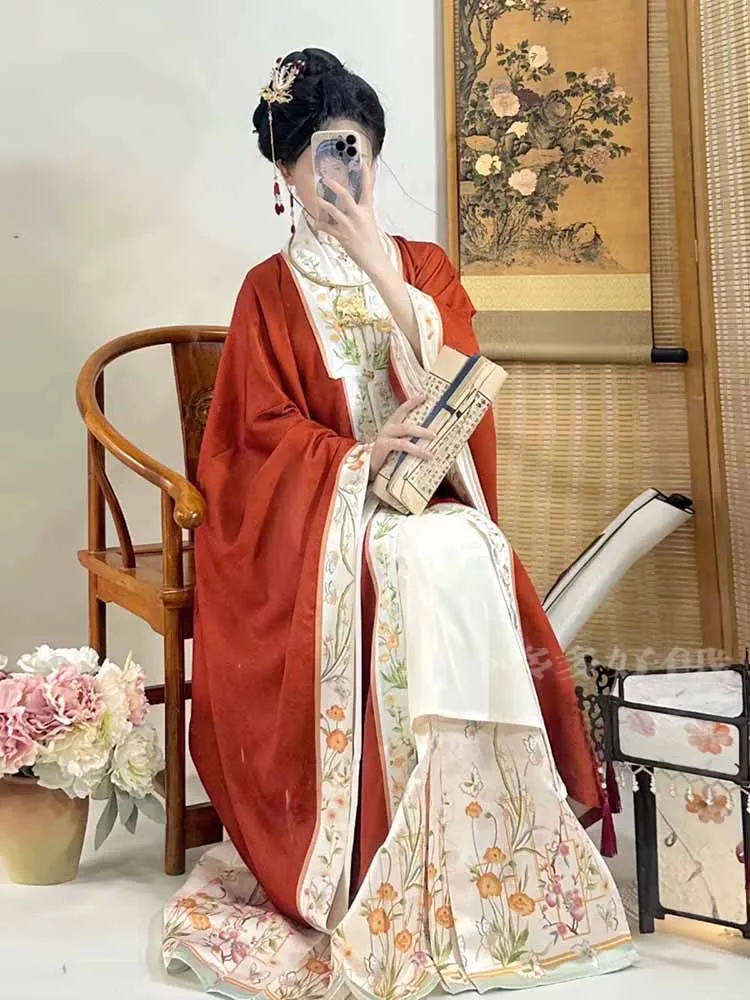 Ming Dynasty Hanfu Suits Women Chinese Vintage Embroidery Front-buttoned Long Gown With Beige Horse Face Skirt 3pcs Sets