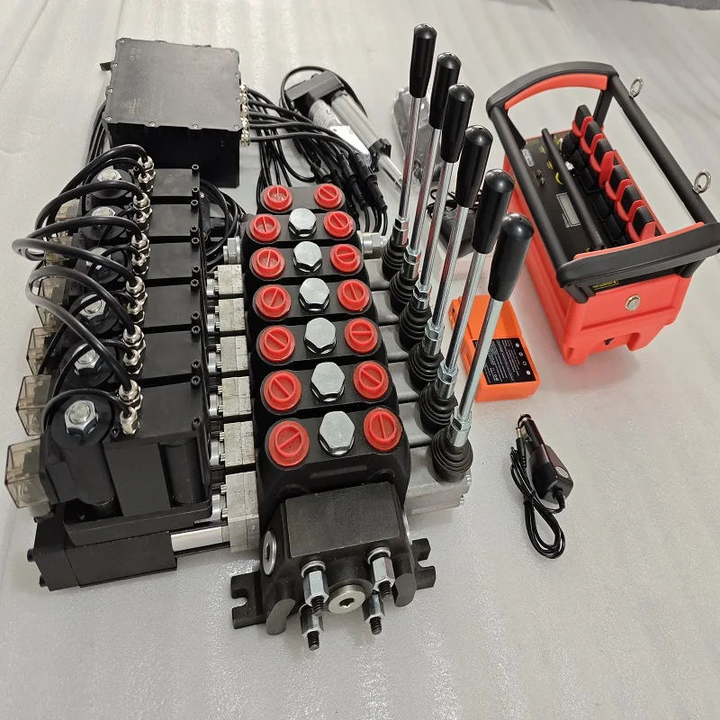 The new model features a six-button remote crane controller with two 12V/2000mAh batteries.