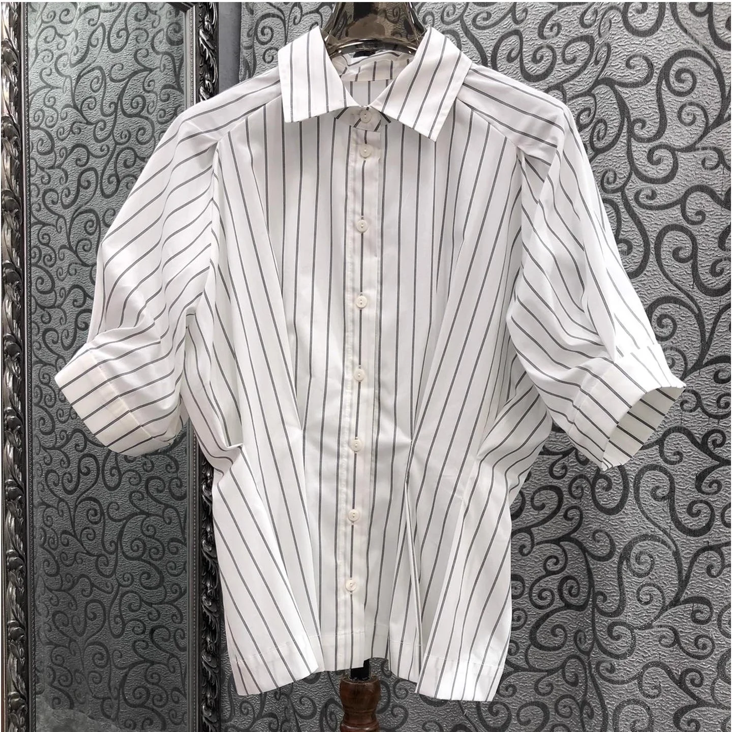 High Quality New Women's Shirt 2025 Autumn Lady Sequined Embroidery Single Button Long Sleeve Casual Loose White Shirt Female