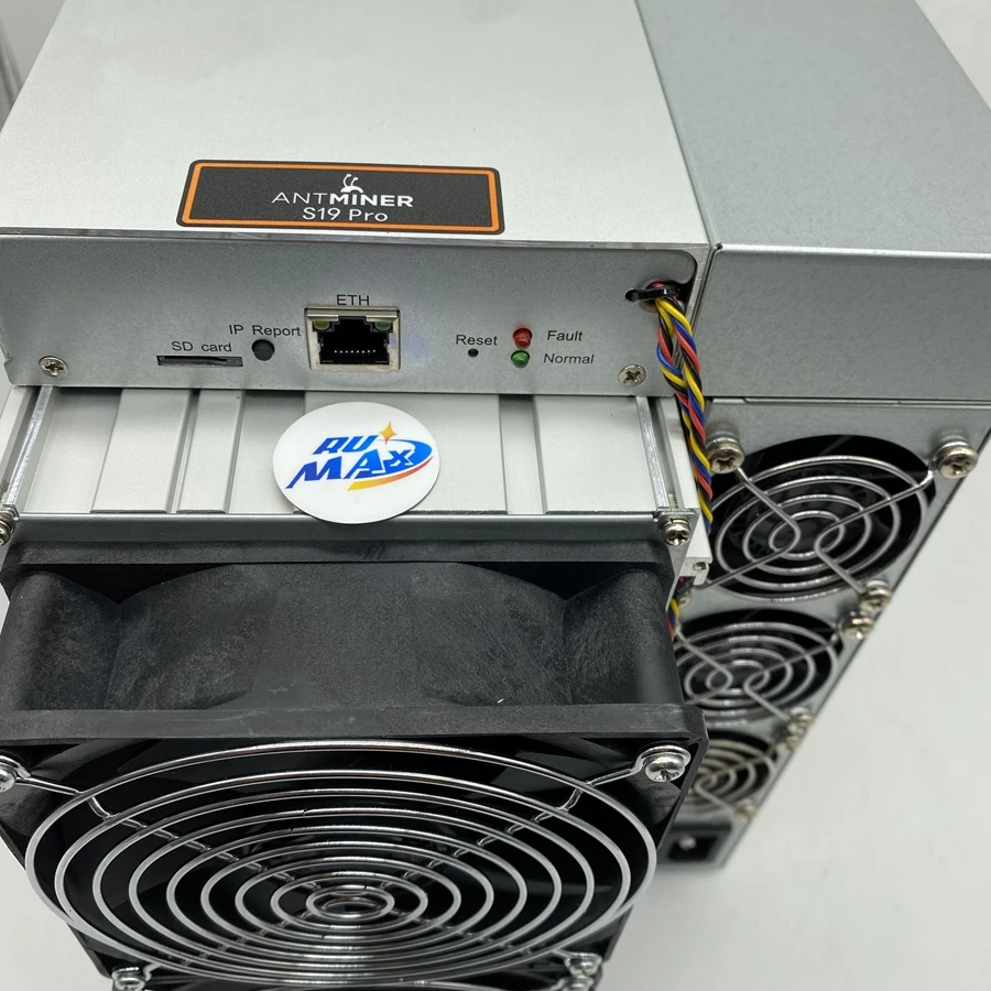 Antminer S19PRO 110TH/s Bitcoin ASIC Miner 29.5J/TH Ultra-Low Power Built-in 220V PSU High-Efficiency Fast Shipping