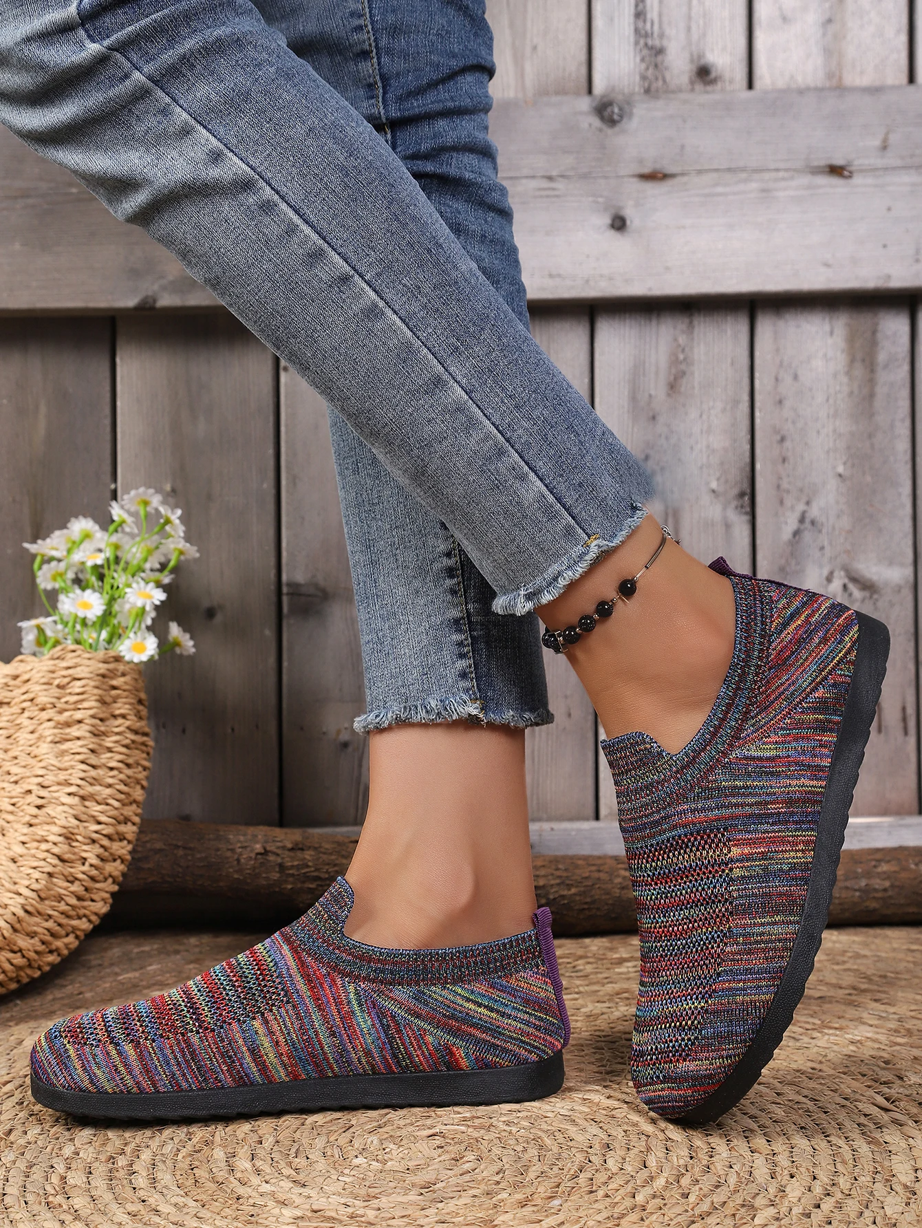Bunte gestreifte Strick-Flachschuhe für Damen, atmungsaktiv und leicht, mit elastischem, einteiligem Design für Freizeitschuhe. – Detail 4