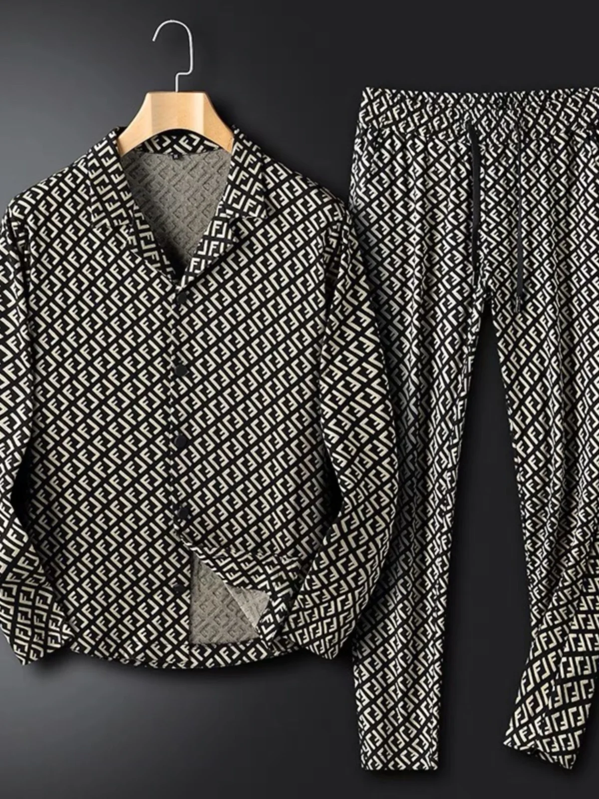 

Мужской повседневный комплект из свитера и брюк с вышивкой, весенне-осенний сезон, модный тренд, длинный рукав, длинные брюки