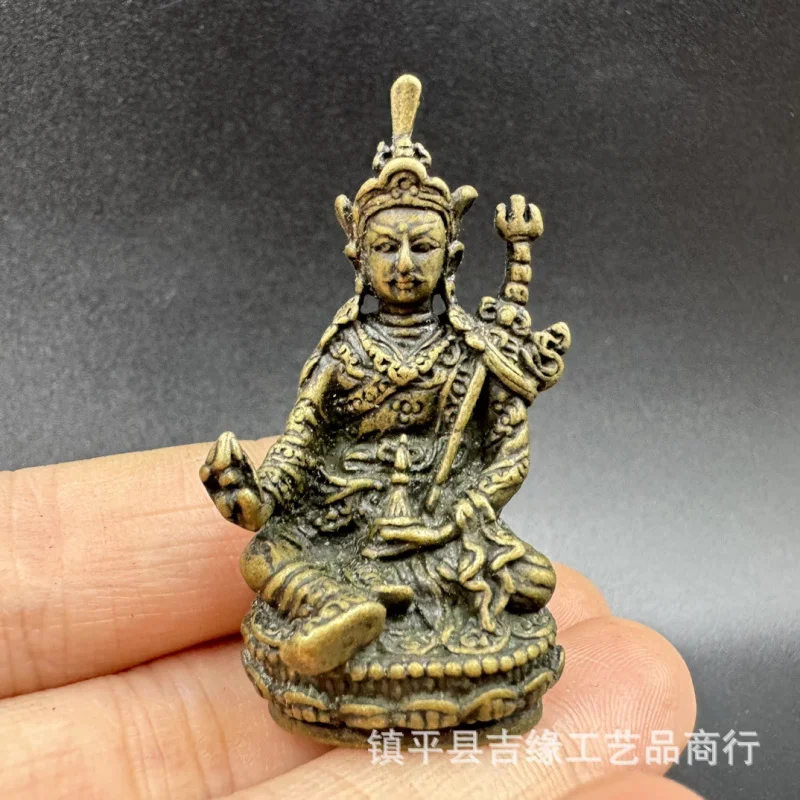 Wholesale Two Pieces of Price Device Buddha Statue Tantra Tibetan Buddhism Lotus Sheng Dashi Master Master Master Carry Pocket B