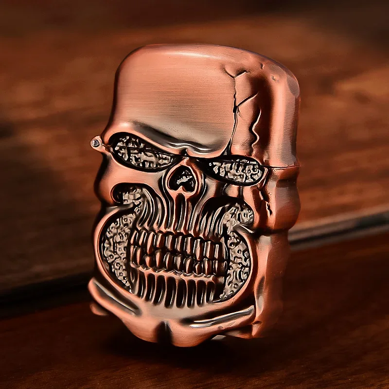 New Armor Skull Metal Retro Kerosene Double Sided Relief Pattern Lighter Vintage Grinding Wheel Ignition Gasoline Lighter Gift