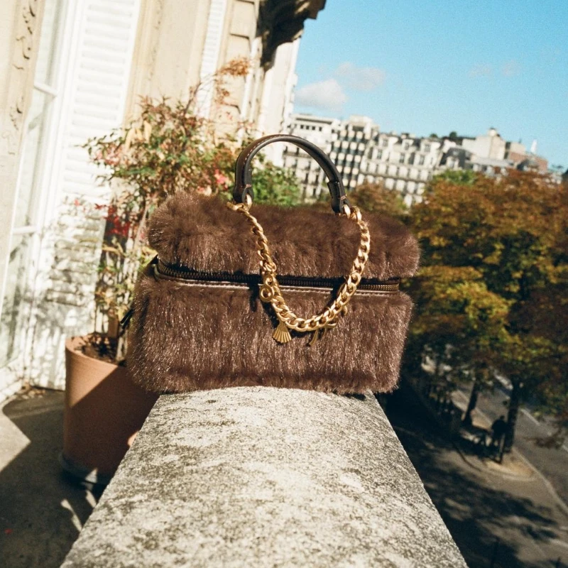 حقيبة FAUX FUR RIGID، حقيبة يد عصرية جديدة للنساء، حقائب كتف فاخرة مصممة حقيبة حمل صغيرة للسيدات أنيقة