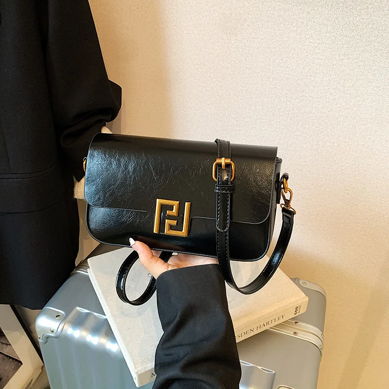 

2025 A/W Trend! High Sense Retro Small Square Bag - Women's Textured Underarm/Shoulder, Versatile Commuting Trend Versatile