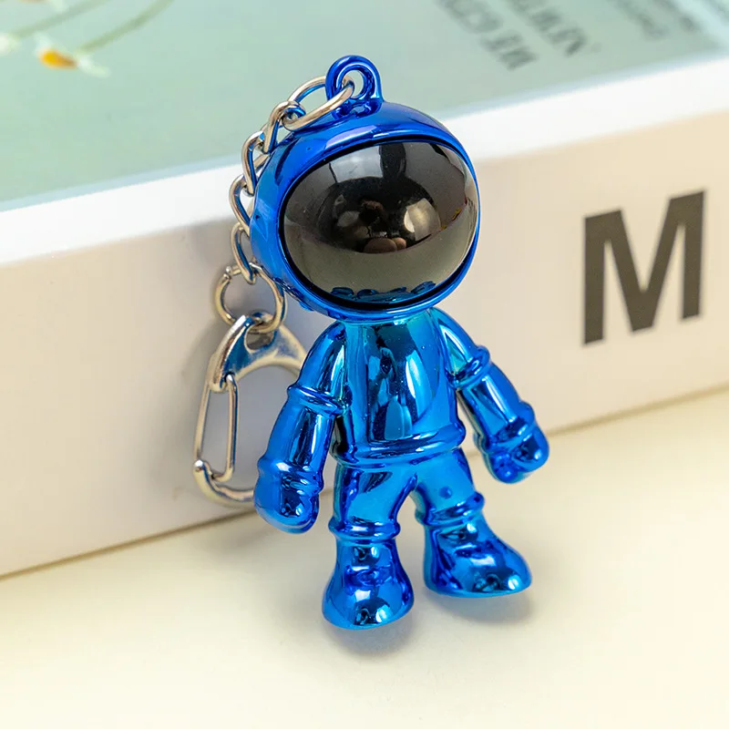 Fashion European 3D Astronaut Spaceman Key Chain for Man Space Robot Key Ring Alloy Handbag Pendant Best Friends Gift