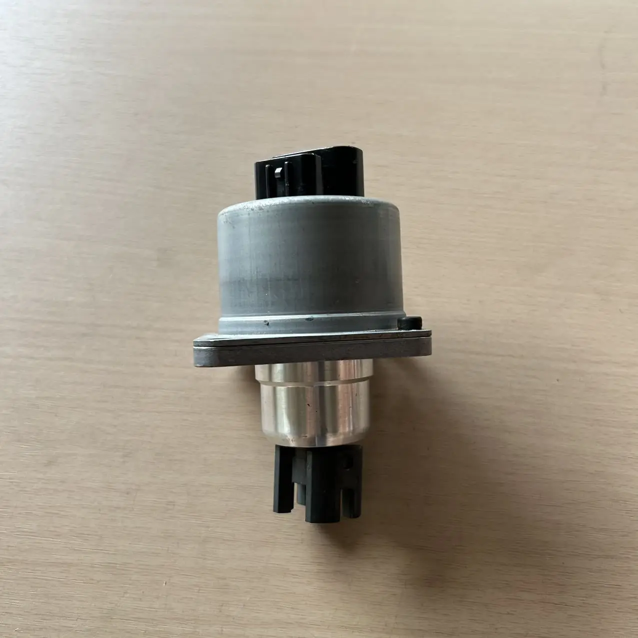 

Клапан переработки отходов автомобильных деталей 1864A001 K6T90971 S1864A001