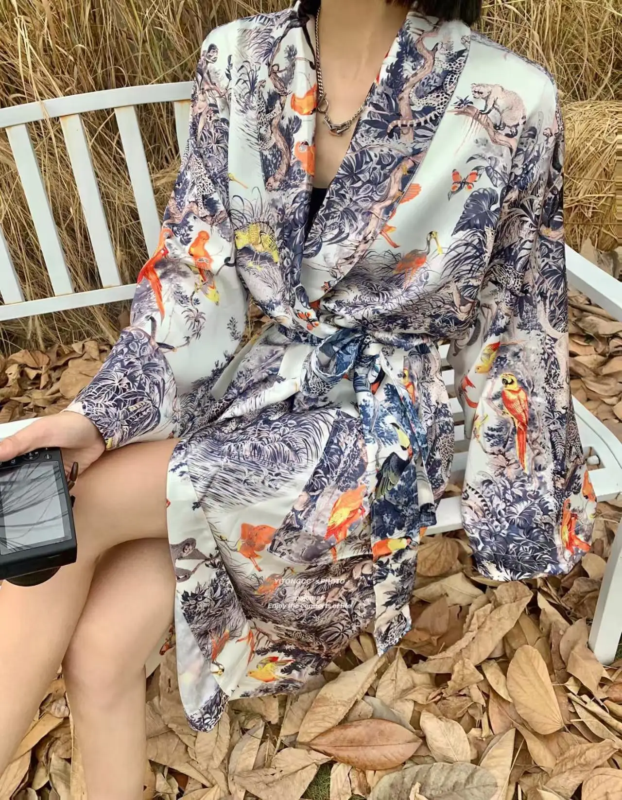 

Luxury Vintage Jungle Wildlife Print Silk Robe for Women, Premium Smooth Silky Satin Long Sleeve Belted Mid-length Loungewear