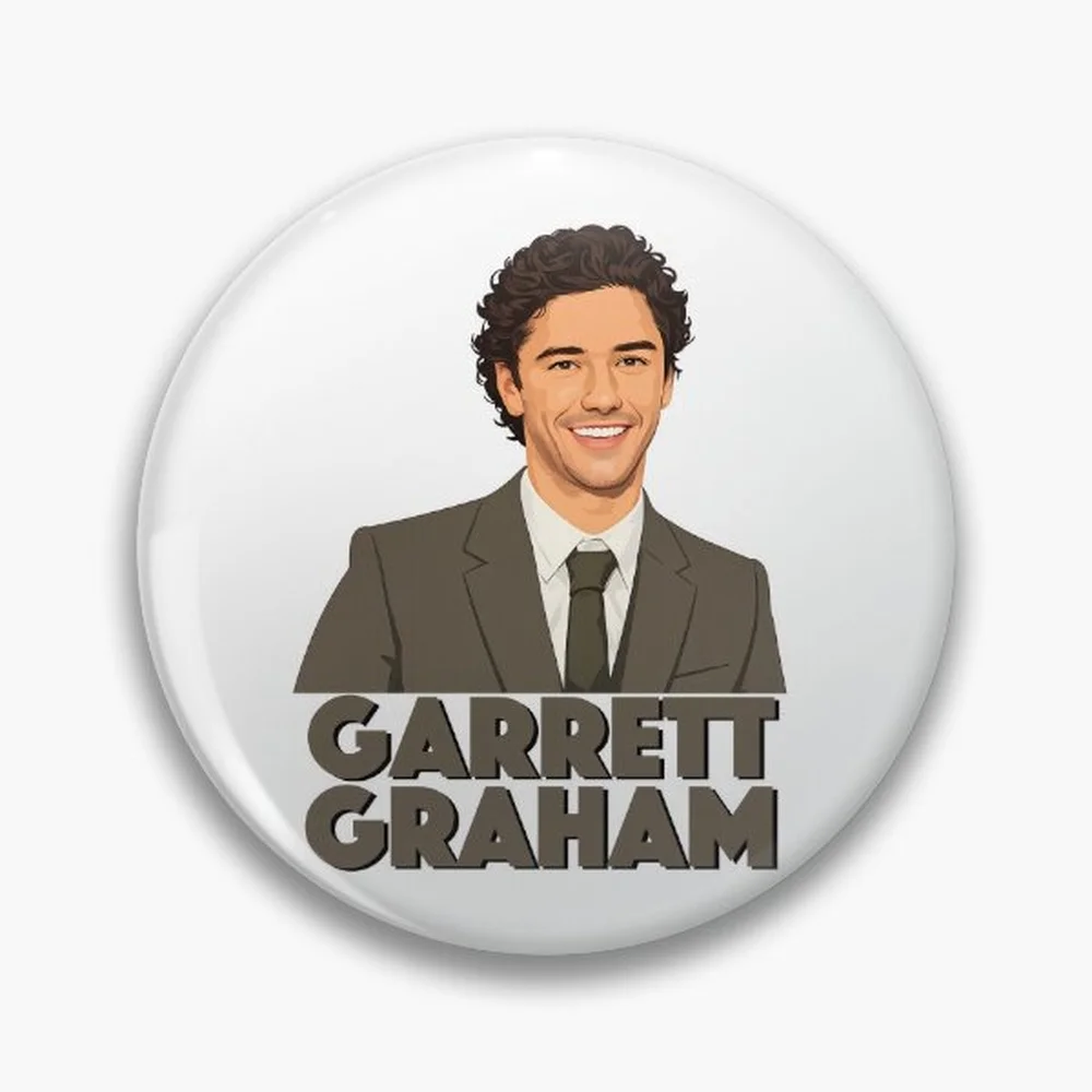 Garrett Graham Pin Holographic Star Heart Pin Brooches Laminated Button Fashion Accessory