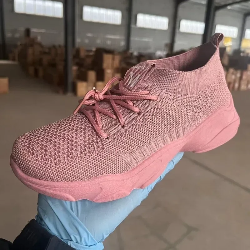 Damskie płaskie buty 2024 wiosenne i jesienne nowe modne zasznurowane siatkowe damskie wulkanizowane grube podeszwy codzienne buty sportowe