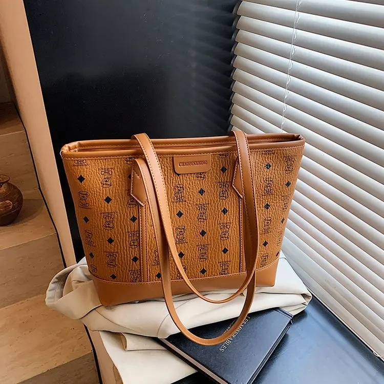 

2025 Summer New 188 Light Luxury Fashion Large Capacity Shoulder Bag Versatile Commuter Handbag Xiaoxiangfeng Women's Bag