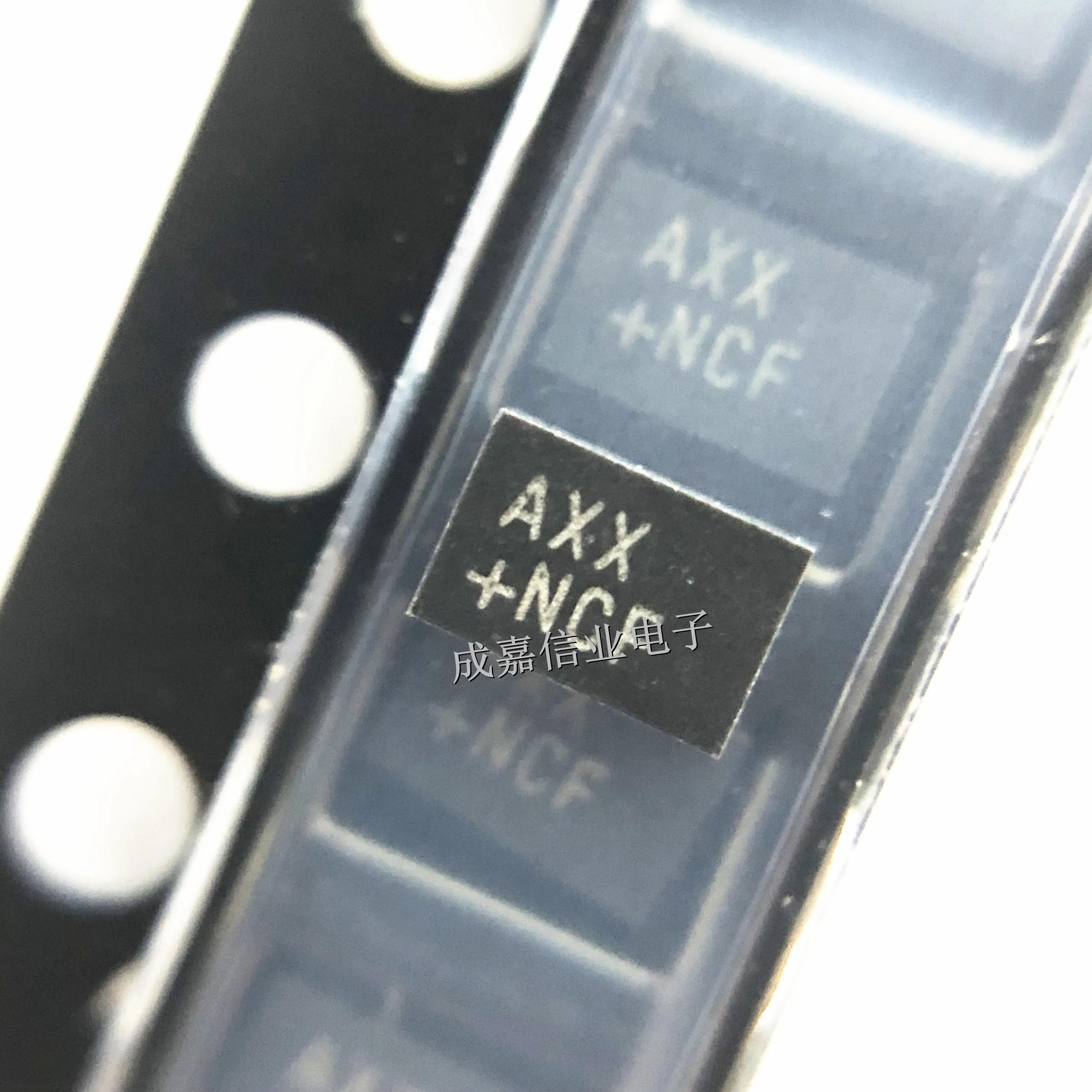 Régulateurs de tension de commutation AXX + T TDFN-10, 10 pièces/lot, convertisseur DC/DC synchrone