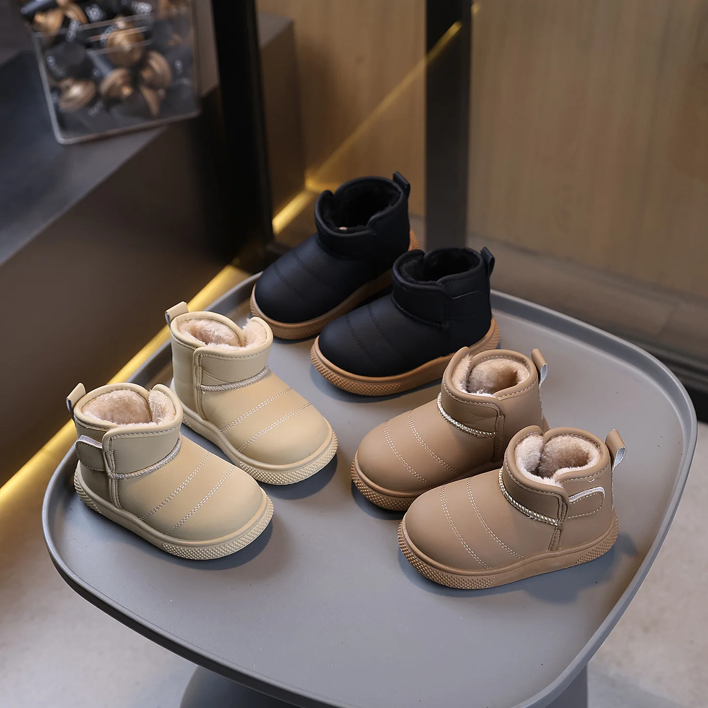 

Зимние сапоги, ботильоны, водонепроницаемая зимняя обувь из искусственной кожи для девочек, нескользящая теплая черная белая обувь, размер 21-32