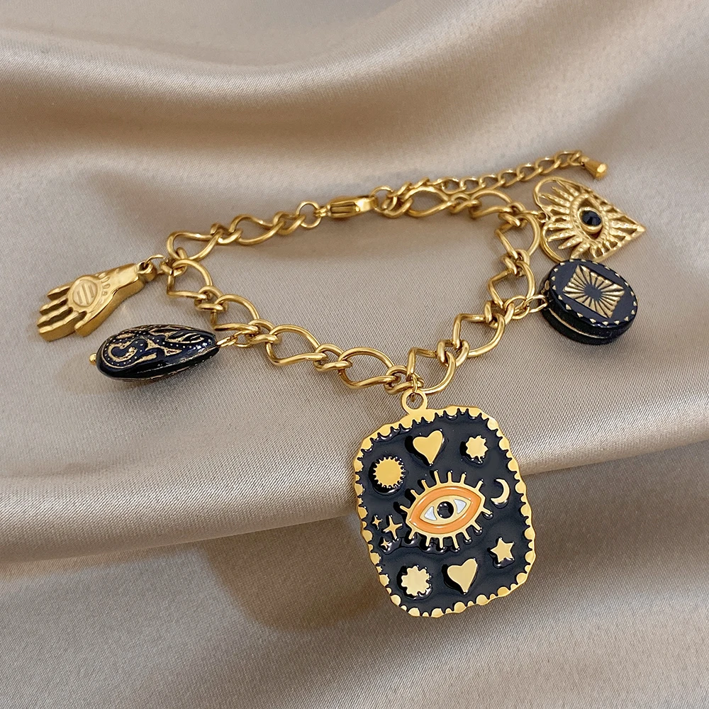 

Freetry Retro Black Eye Pendant Stainless Steel Bracelet for Women Exquisite Adjustable Waterproof Bracelet Holiday Jewelry Gift